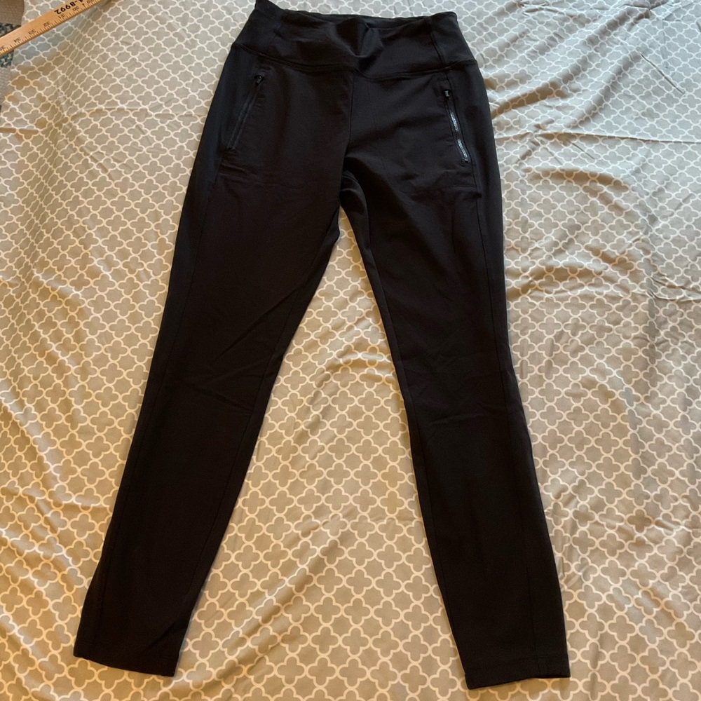 Headlands hybrid tights.